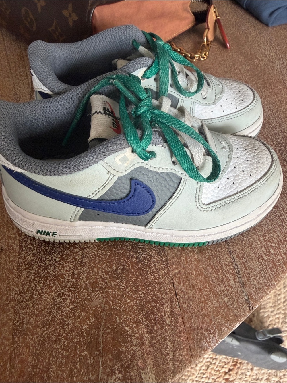 Nike Kids White, Blue & Teal Low-Top Sneakers